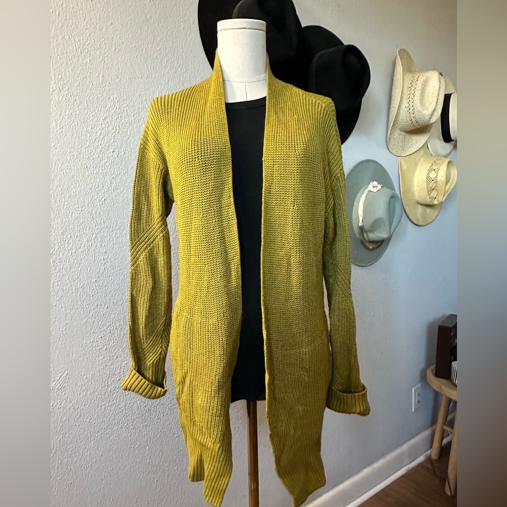 Lululemon Green Sweater